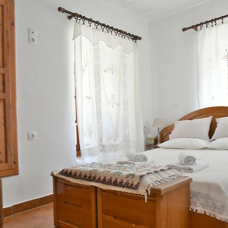 Grandmas Guest House İdra Dış mekan fotoğraf