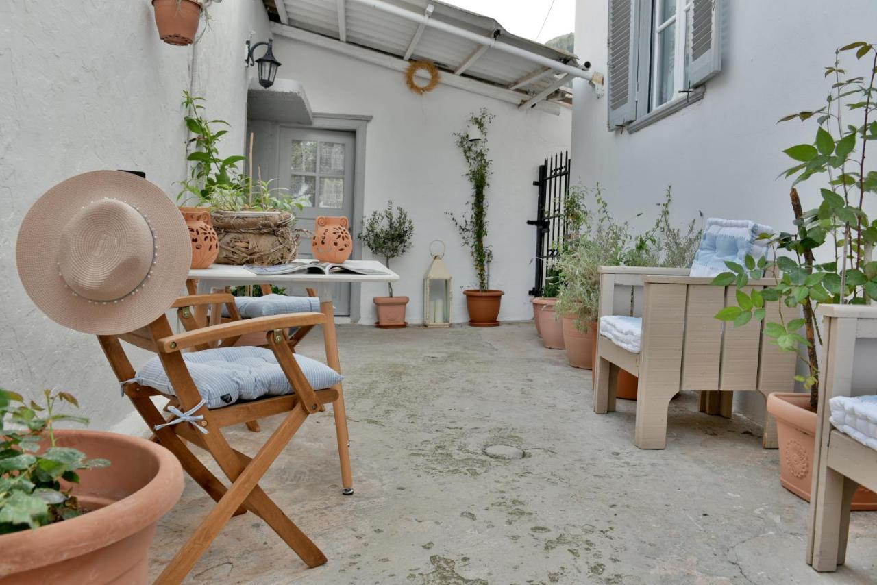 Grandmas Guest House İdra Dış mekan fotoğraf