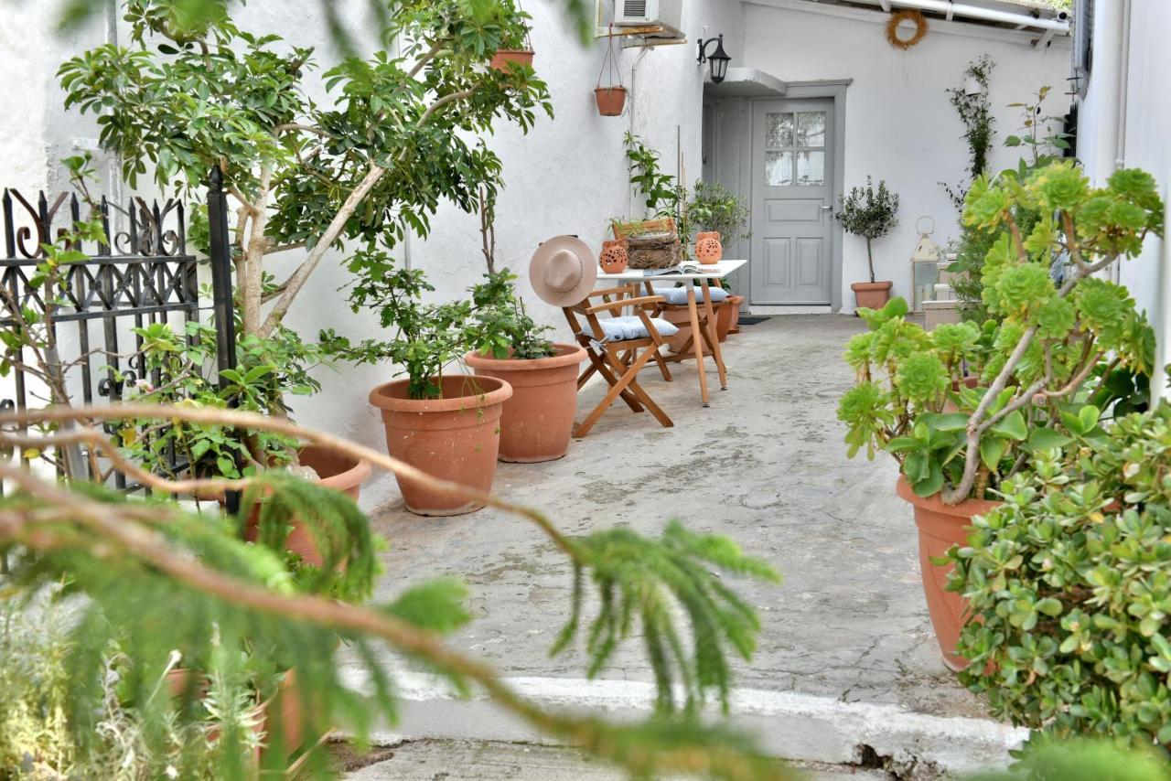Grandmas Guest House İdra Dış mekan fotoğraf