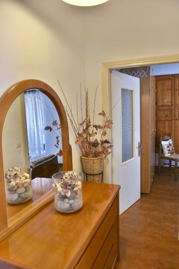 Grandmas Guest House İdra Dış mekan fotoğraf