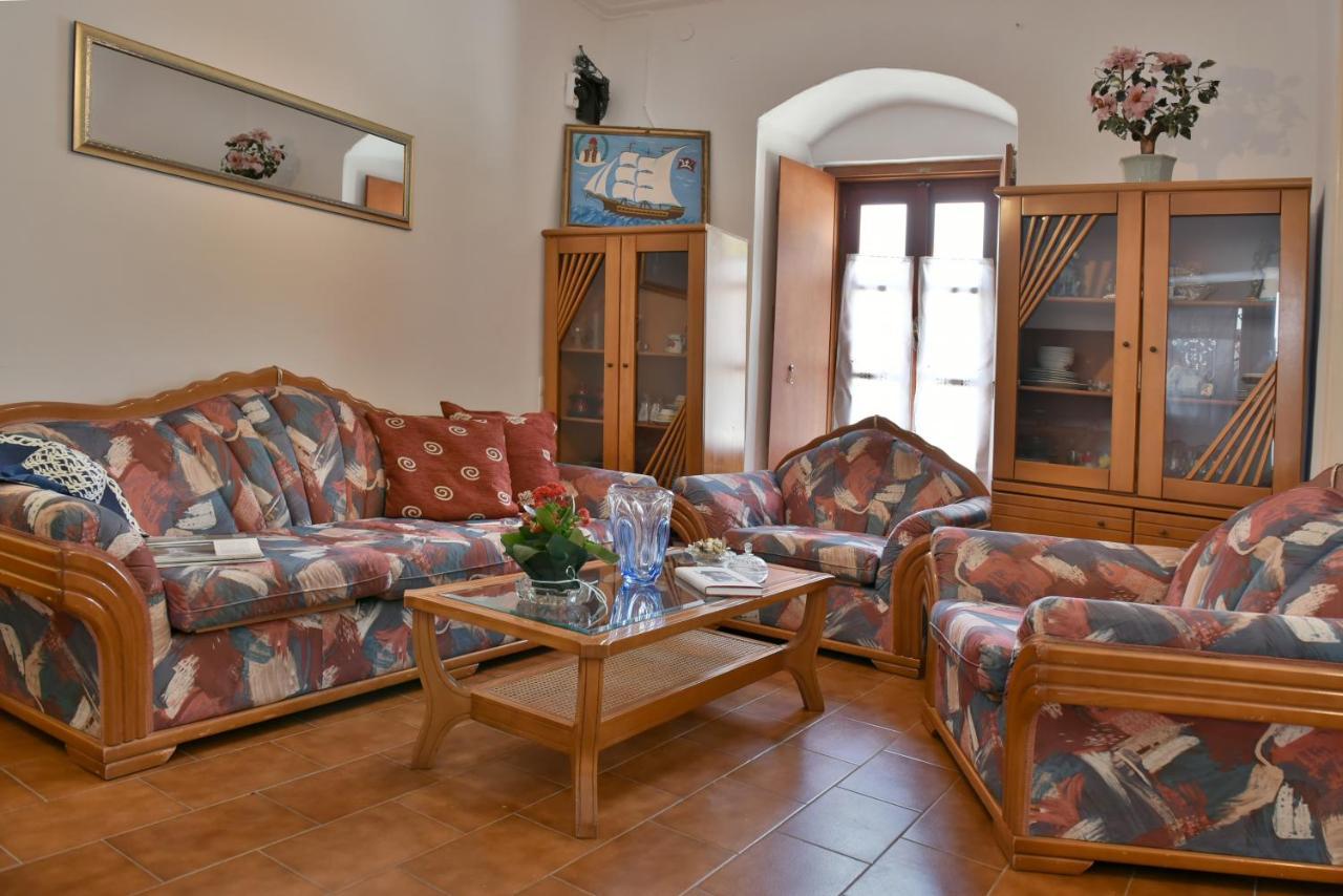 Grandmas Guest House İdra Dış mekan fotoğraf