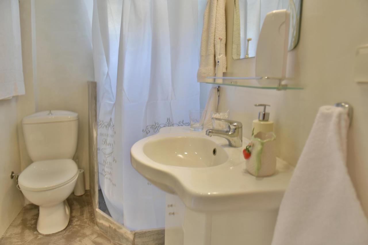 Grandmas Guest House İdra Dış mekan fotoğraf
